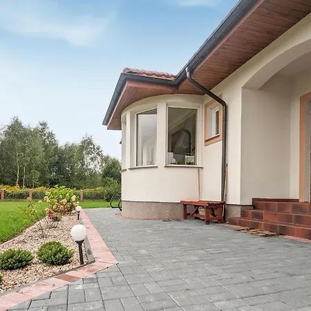 3 Bedroom Lovely In Grunwald